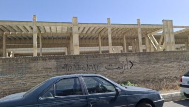 دیوارکشی یک خودروساز در حریم پایتخت بدون مجوز شهرداری/ مشاور شرکت خودروساز: اگر رسما ابلاغ کنند دیوار بتنی را صبح تا ظهر جمع می‌کنیم
